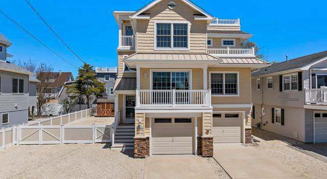 Photo of 305 W 18th St, Ship Bottom, NJ 08008