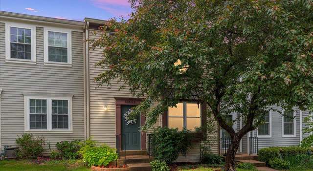 Photo of 13653 Wildflower Ln, Clifton, VA 20124