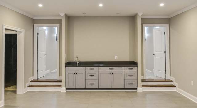 Photo of 6616 Chesterfield Ave, Mclean, VA 22101