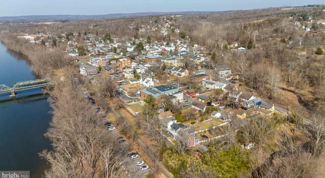 Photo of 8 S Washington St, Frenchtown, NJ 08825
