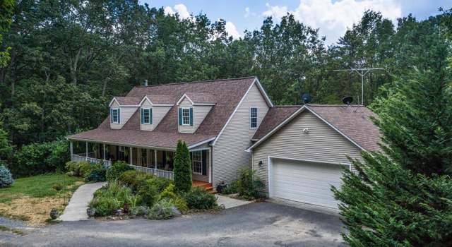 Photo of 544 White Pine Ln, Boyce, VA 22620