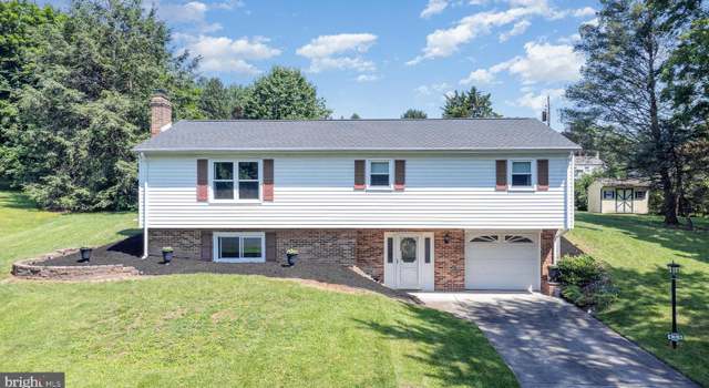 Photo of 410 Erdman Dr, Dauphin, PA 17018