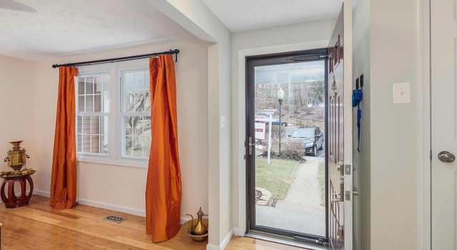 Photo of 10929 Harpers Square Ct, Reston, VA 20191