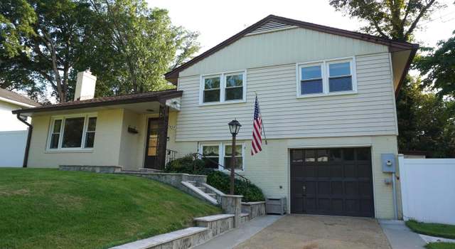 Photo of 7425 Flora St, Springfield, VA 22150