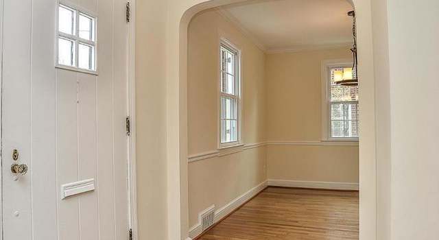 Photo of 2512 Florida St N, Arlington, VA 22207
