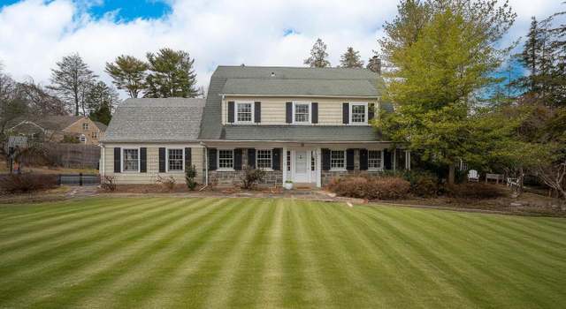 Photo of 547 Saint Davids Ave, Wayne, PA 19087