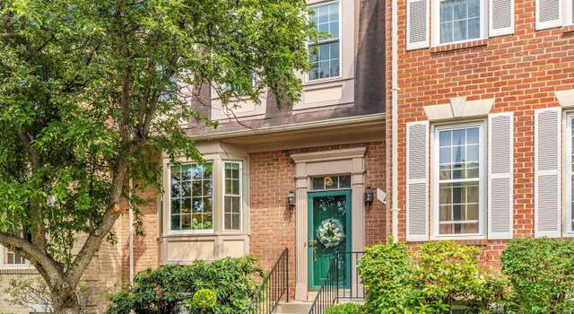 Property at 4 Cedarwood Ct, North Bethesda, MD 20852, 3 beds, 3.5 baths