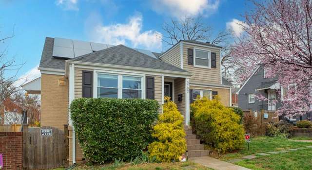 Photo of 3702 Longfellow St, Hyattsville, MD 20782