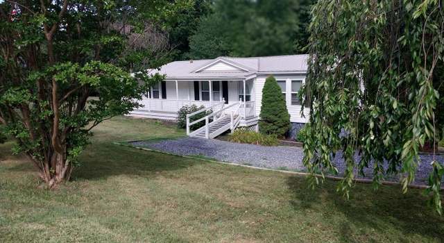 Photo of 8508 Frank Lane Rd, Singers Glen, VA 22850