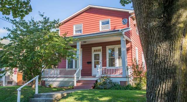 Photo of 529 Montgomery Ave, Chambersburg, PA 17201