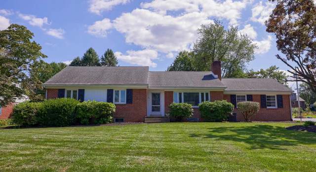 Photo of 1951 Sterling Pl, Lancaster, PA 17601