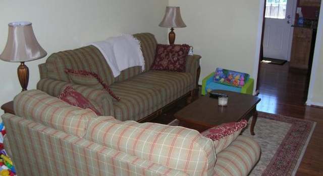 Photo of 21 Alden Ct, Sterling, VA 20165