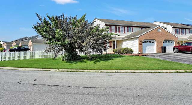 Photo of 300 Cindy Dr, Jonestown, PA 17038