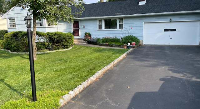 Photo of 286 Franklin Rd, North Brunswick, NJ 08902