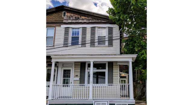 Photo of 68 Mahanoy St, Tamaqua, PA 18252