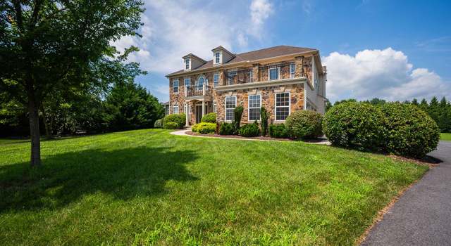Property at 518 Schooner Ct, Newark, DE 19702, 5 beds, 5 baths