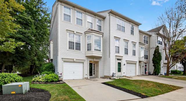 Property at 1 Firethorn Ln, Delran, NJ 08075, 3 beds, 3.5 baths