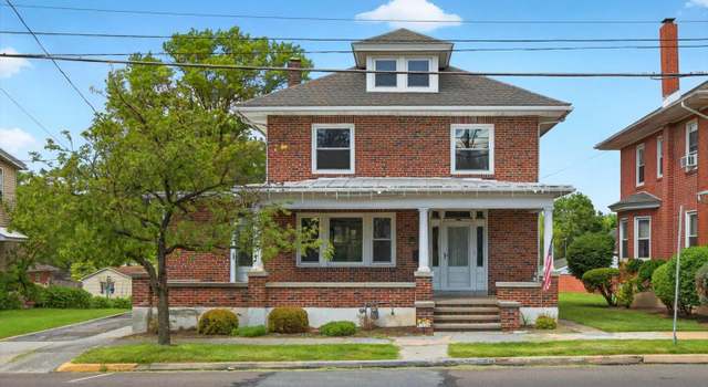 Photo of 313 W Penn Ave, Robesonia, PA 19551