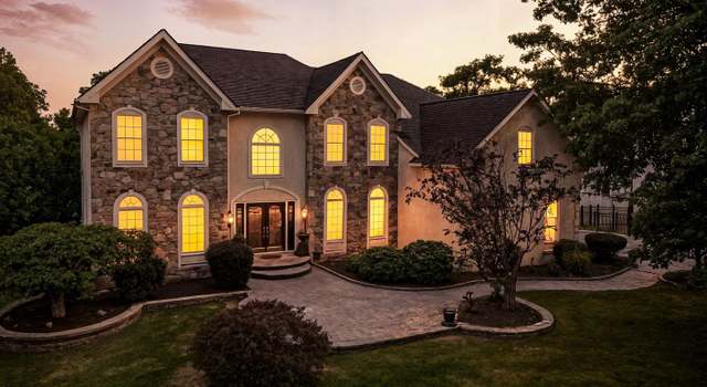Photo of 33 Thomas Speakman Dr, Glen Mills, PA 19342