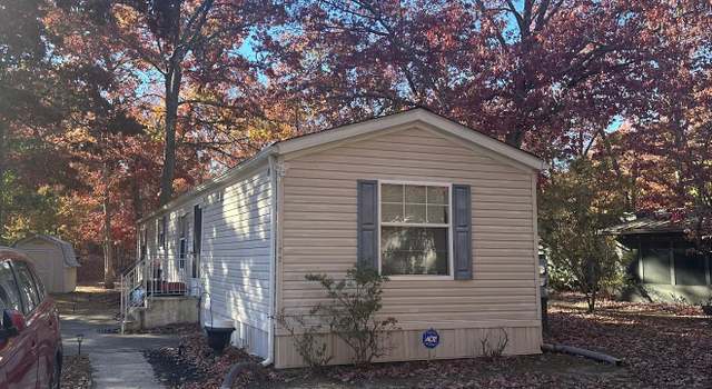 Photo of 122 Chalet Ln, Vineland, NJ 08360
