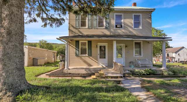 Photo of 960 W Penn Ave, Robesonia, PA 19551