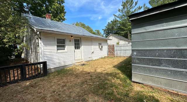 Photo of 106 E Page St, Luray, VA 22835