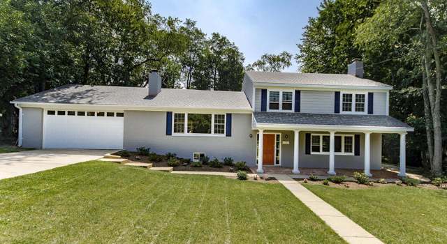Photo of 1107 Westbriar Dr NE, Vienna, VA 22180