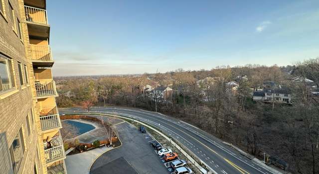 Photo of 2500 N Van Dorn St #1020, Alexandria, VA 22302