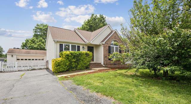 Photo of 5003 Norris Dr, Fredericksburg, VA 22407