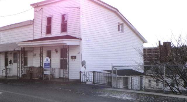 Photo of 325 Pleasant St, Minersville, PA 17954