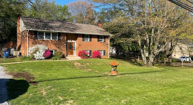 Photo of 8623 Hawkins Creamery Rd, Gaithersburg, MD 20882