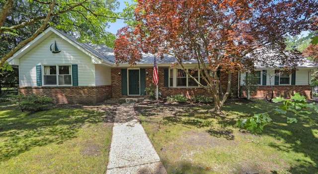 Property at 5 Elm Ct, Medford, NJ 08055, 4 beds, 4 baths