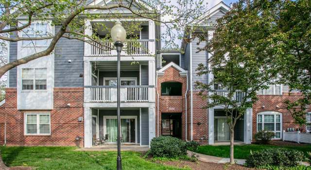 Photo of 20290 Beechwood Ter #302, Ashburn, VA 20147