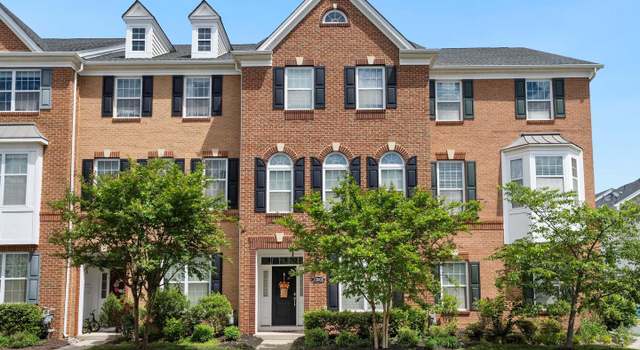 Property at 43008 Paris Gap Sq, Ashburn, VA 20148, 4 beds, 3.5 baths
