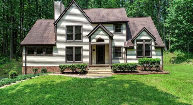 Photo of 13737 Lakeside Dr, Clarksville, MD 21029