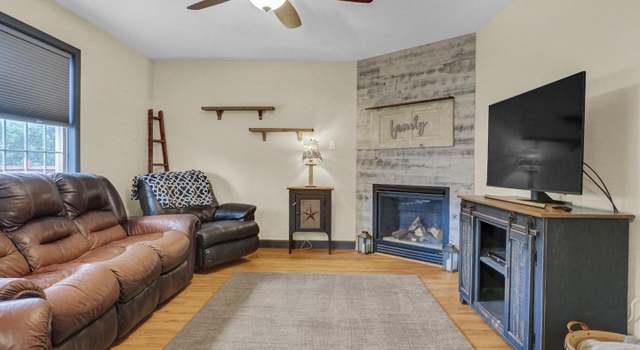 Photo of 324 Cactus Rd, Blandon, PA 19510