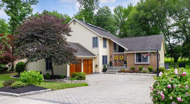 Photo of 5 Saint Emilion Ct, West Deptford, NJ 08096