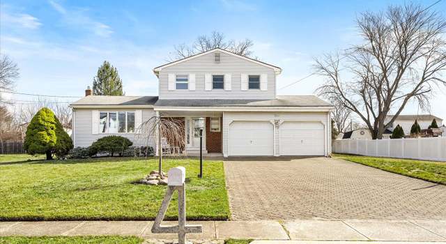 Photo of 4 Terrapin Ln, Hamilton Township, NJ 08619
