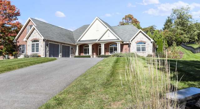 Photo of 24 Woodbriar Dr, Chambersburg, PA 17202