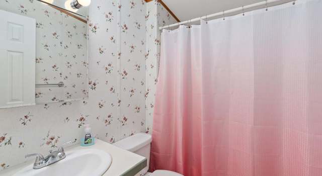 Photo of 201 Goldenrod Ct, Bath, PA 18014