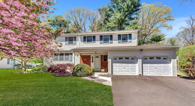 Property at 79 Wolfpack Rd, Hamilton, NJ 08619, 4 beds, 2.5 baths