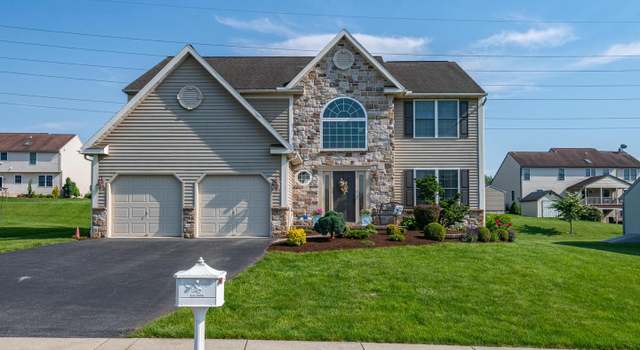 Photo of 310 Valley Ct, Reading, PA 19608