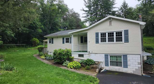 Photo of 215 Roseglen Rd, Duncannon, PA 17020