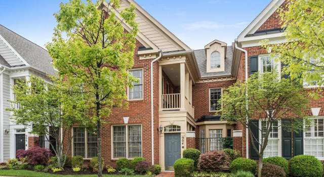 Photo of 904 Oak Knoll Ter, Rockville, MD 20850