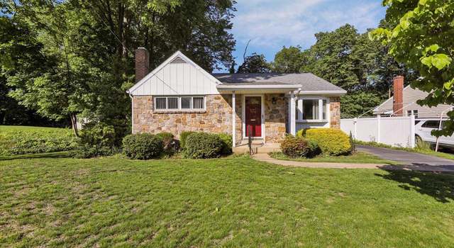 Photo of 2107 Cullum Dr, Reading, PA 19601