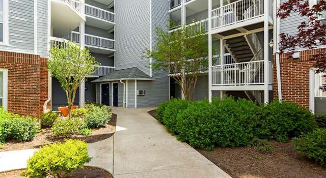 Photo of 3175 Summit Square Dr Unit 5-E6, Oakton, VA 22124