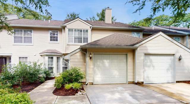 Photo of 4 Dorset Ct, Princeton, NJ 08540