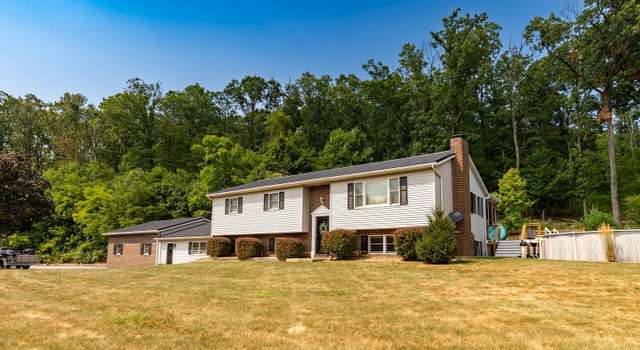 Photo of 100 Sunnyside Dr, Carlisle, PA 17015