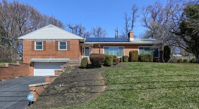 Photo of 1142 Countryside Dr, Harrisburg, PA 17110