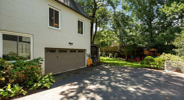 Photo of 4138 N River St, Mclean, VA 22101